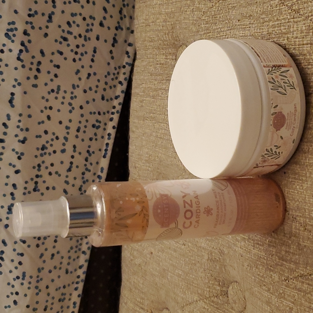 Scentsy body spay and sugar scrub